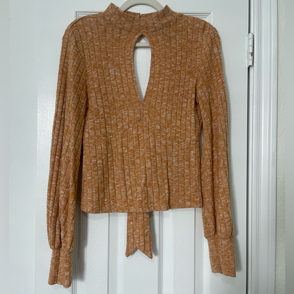 Buckle Open Back Sweater. Size Small.